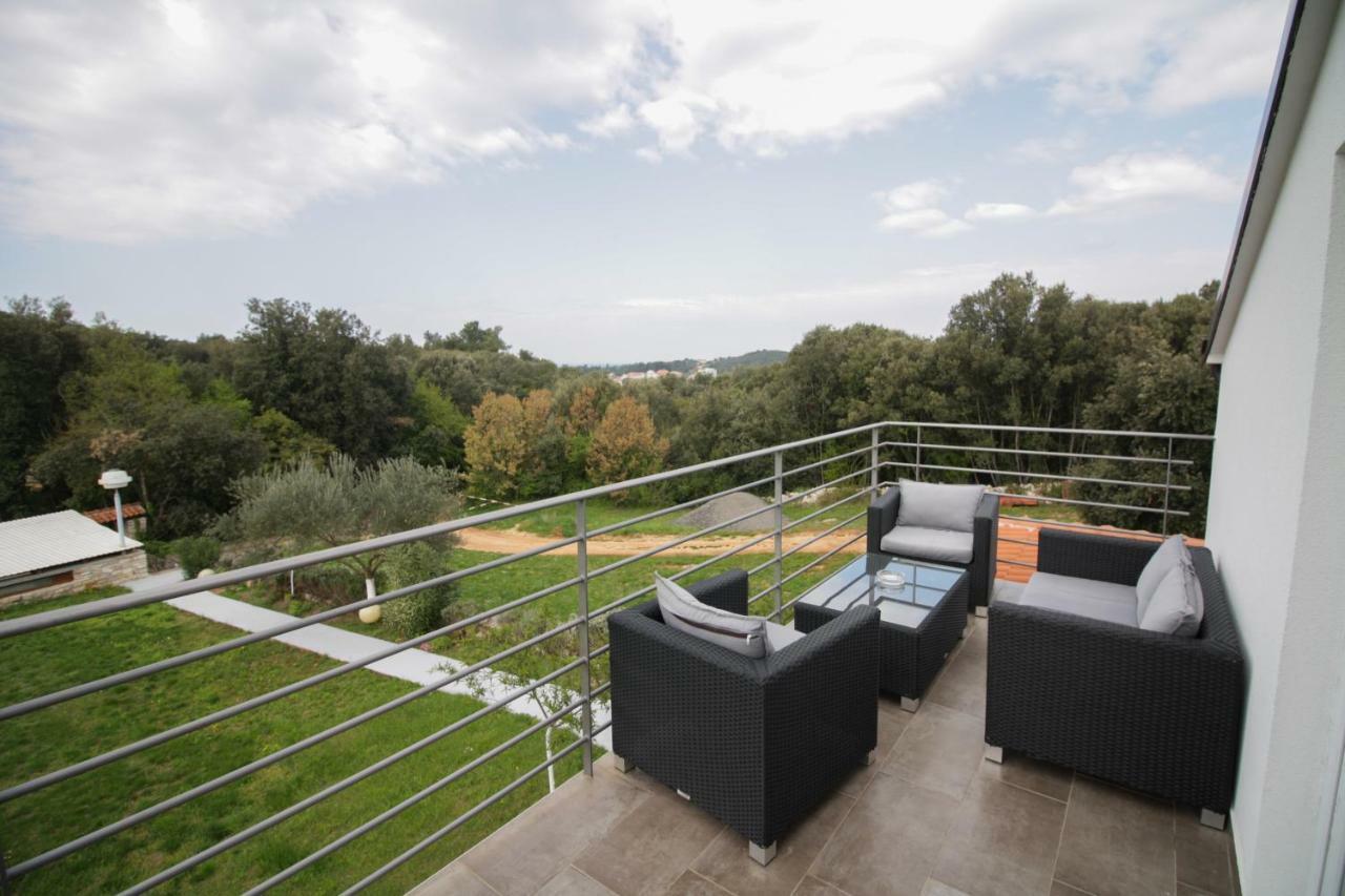 Sebi Apartment 300 M From Beach Rovinj Buitenkant foto
